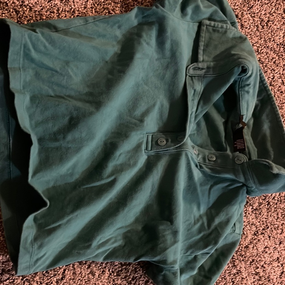 Collared cropped tshirt